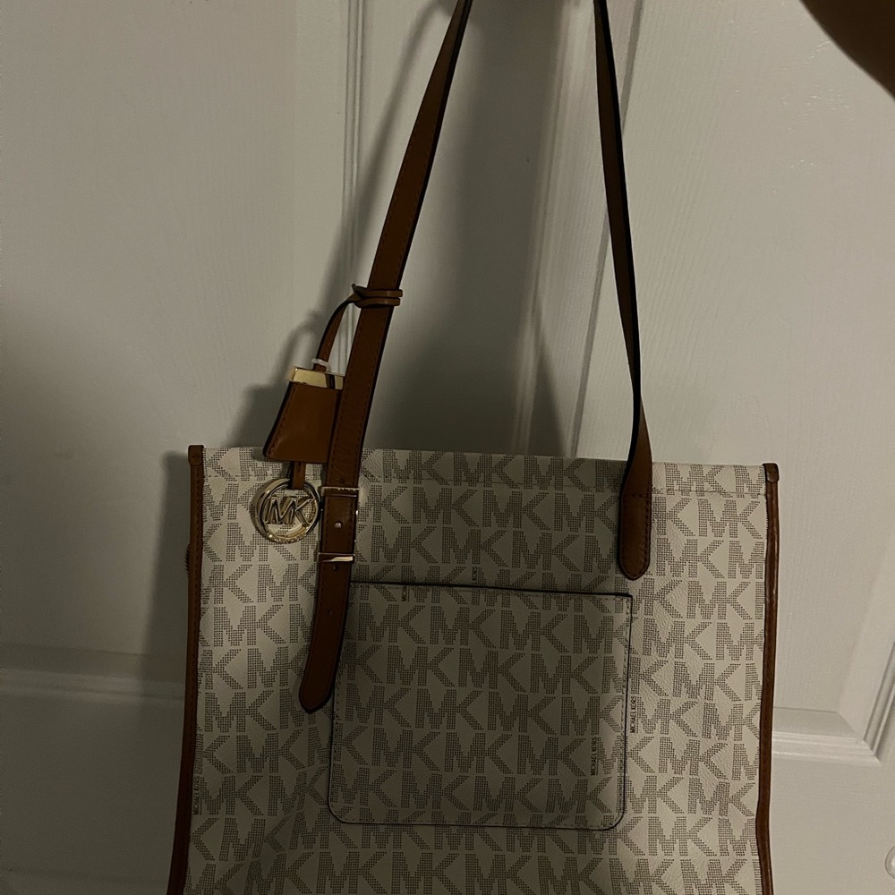COPY - Michael Kors square purse